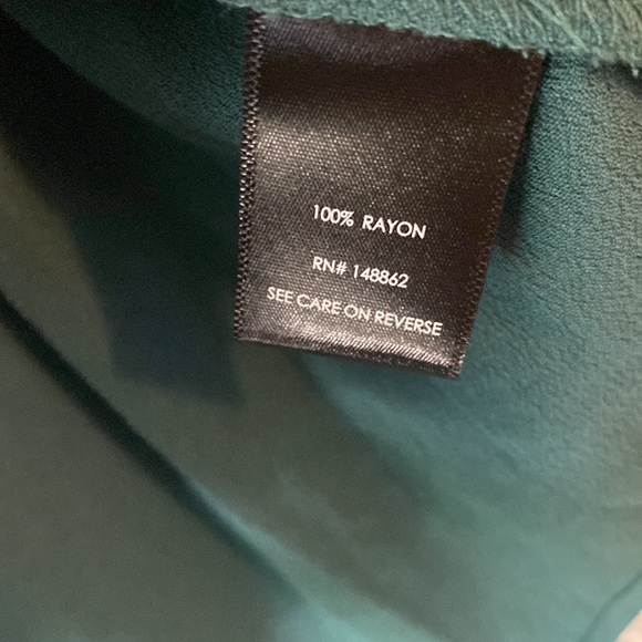 Torrid Crepe Chain-Detail Blouse 00 NWT - Picture 4 of 7